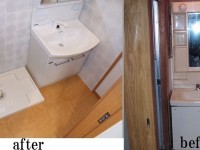 【洗面所】以前は洗面所のみの狭い空間でしたが、リフォーム後は洗濯機置き場や洗面所の前に収納スペースを設け使い易い空間へ